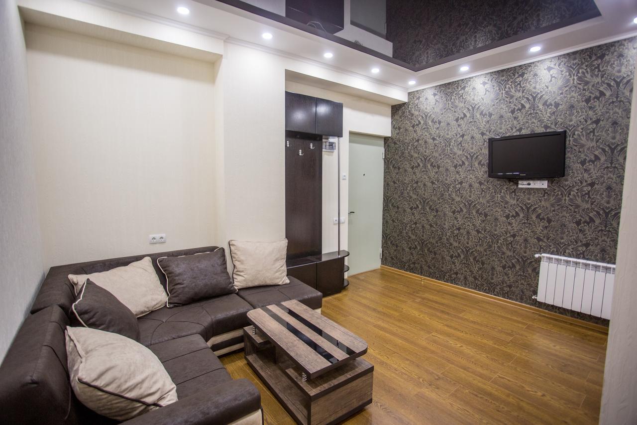 Spacious 2 Bedroom Apartment Tbilisi Exterior photo